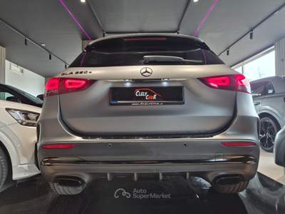 Mercedes-Benz GLA 250 GLA 250 e EQ-Power Automatic PREMIUM AMG Bianco usata Marano di Napoli