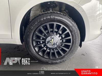 Lancia Ypsilon Ypsilon 0.9 t.air Elefantino ecochic metano 80cv E Blu/Azzurro usata Marano di Napoli
