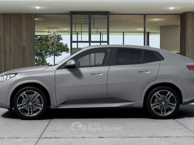 BMW iX2 iX2 eDrive 20 Msport Grigio usata Perugia