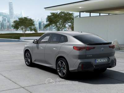 BMW iX2 iX2 eDrive 20 Msport Grigio usata Perugia