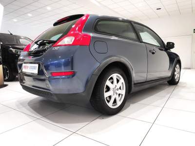 Volvo C30 C30 1.6 d2 Kinetic 115cv*119.000 KM*DIESEL* Blu/Azzurro usata Alto Reno Terme