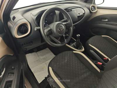 Toyota Aygo 1.0 VVT-i 72 CV 5 porte Trend Beige usata Capua