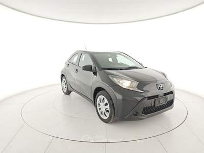 Toyota Aygo 1.0 VVT-i 72 CV 5 porte Active S-CVT Nero usata Capua