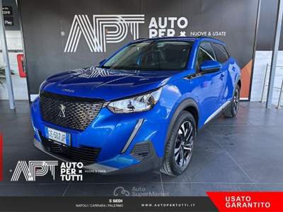 Peugeot 2008 2008 1.2 puretech Allure Pack s&s 130cv Bianco usata Marano di Napoli