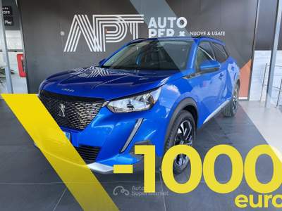 Peugeot 2008 2008 1.2 puretech Allure Pack s&s 130cv Bianco usata Marano di Napoli