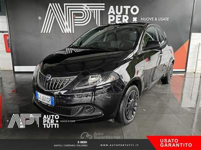 Lancia Ypsilon Ypsilon 1.0 firefly hybrid Silver s&s 70cv Nero usata Marano di Napoli Lancia Ypsilon Ypsilon 1.0 firefly hybrid Silver s&s 70cv Nero usata Marano di Napoli