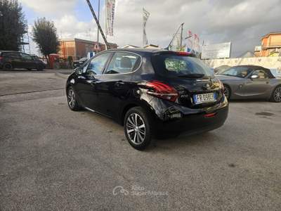 Peugeot 208 3 porte Allure Nero usata Aprilia