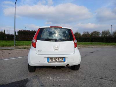 Opel Agila neopatentati, unico proprietario Bianco usata Massa