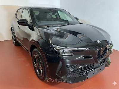 Alfa Romeo Junior 1.2 Hybrid 145cv Q4 Intensa EDTC6 + Tetto Apribile Nero usata Torino