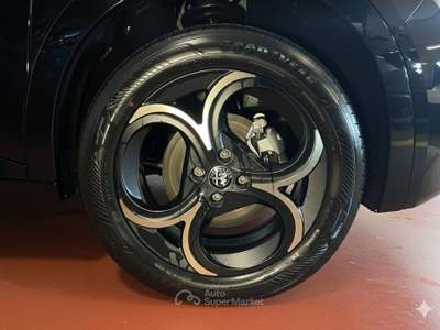 Alfa Romeo Junior 1.2 Hybrid 145cv Q4 Intensa EDTC6 + Tetto Apribile Nero usata Torino