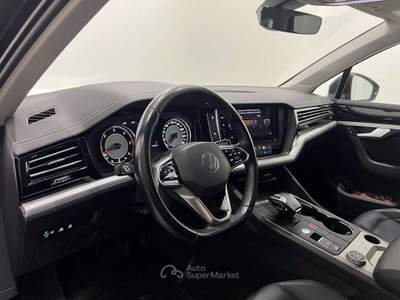 Volkswagen Touareg Touareg 3.0 V6 tdi 231cv tiptronic IVA ESPOSTA Nero usata Milano