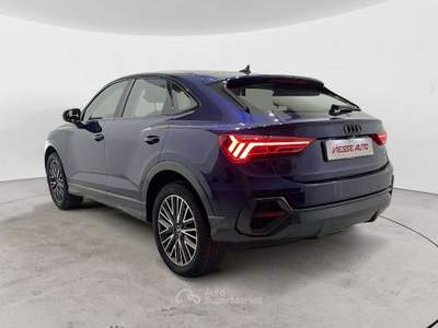 Audi Q3 Sportback 40 2.0 tdi S line quattro 200cv s-tronic Blu/Azzurro usata Milano