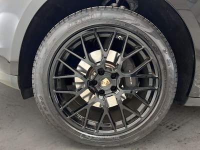 Porsche Macan Macan I 2019 2.0 245cv pdk Nero usata Milano