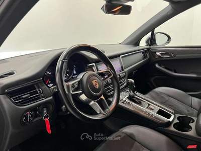 Porsche Macan Macan I 2019 2.0 245cv pdk Nero usata Milano