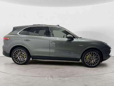 Porsche Cayenne Cayenne III 2018 3.0 e-hybrid tiptronic Grigio usata Milano