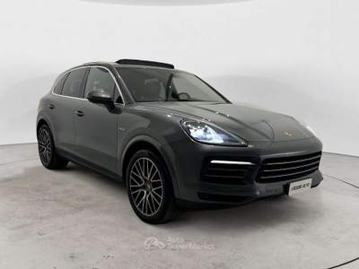 Porsche Cayenne Cayenne III 2018 3.0 e-hybrid tiptronic Grigio usata Milano