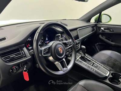 Porsche Macan Macan I 2019 2.9 GTS 380cv pdk Verde usata Milano