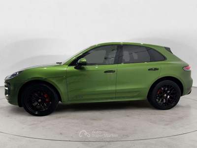Porsche Macan Macan I 2019 2.9 GTS 380cv pdk Verde usata Milano