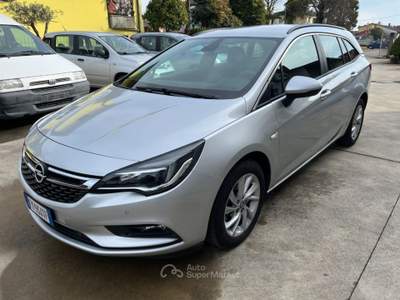 Opel Astra 1.6 CDTi 110CV  Business NAVI SENSORI PARK Argento usata Nogarole Rocca