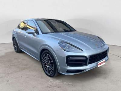 Porsche Cayenne Coupe 4.0 GTS Argento usata Milano