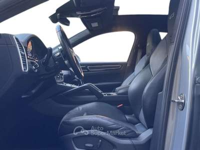Porsche Cayenne Coupe 4.0 GTS Argento usata Milano
