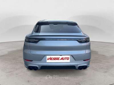 Porsche Cayenne Coupe 4.0 GTS Argento usata Milano