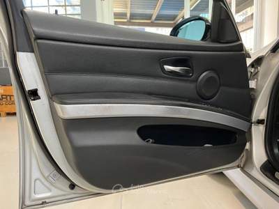 BMW Serie 3 325tds d Touring Msport auto Grigio usata Torino