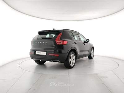 Volvo XC40 D3 Geartronic Momentum Core - Autocarro Nero usata Modena