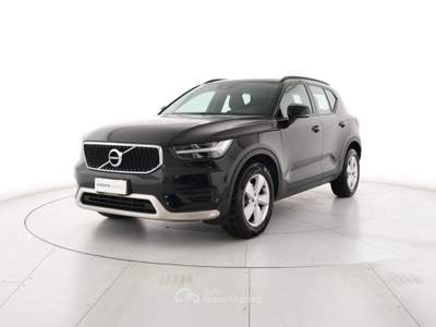Volvo XC40 D3 Geartronic Momentum Core - Autocarro Nero usata Modena