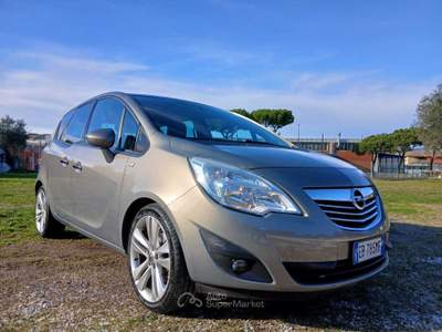 Opel Meriva neopatentati, unico proprietario Argento usata Massa