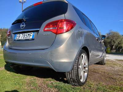 Opel Meriva neopatentati, unico proprietario Argento usata Massa