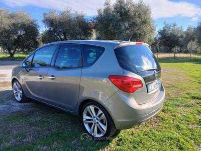 Opel Meriva neopatentati, unico proprietario Argento usata Massa
