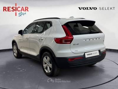 Volvo XC40  1.5 t3 156cv Bianco usata Alessandria