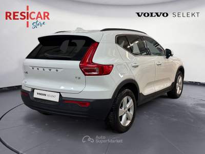 Volvo XC40  1.5 t3 156cv Bianco usata Alessandria