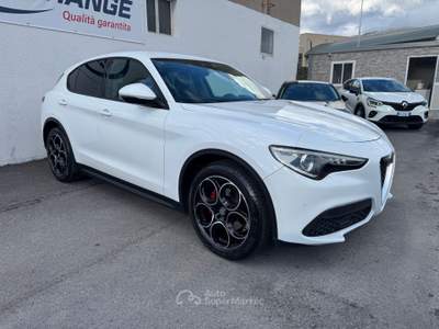 Alfa Romeo Stelvio ALFA ROMEO STELVIO 2.2 TD AT8 RWD Business Bianco usata Isernia