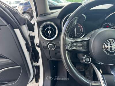 Alfa Romeo Stelvio ALFA ROMEO STELVIO 2.2 TD AT8 RWD Business Bianco usata Isernia