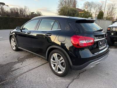 Mercedes-Benz GLA d Automatic 4Matic Sport Nero usata Stra