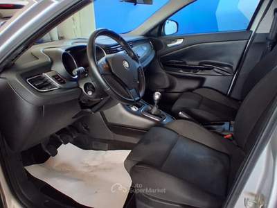 Alfa Romeo Giulietta 2.0 jtdm(2) distinctive 140cv Argento usata Bollengo