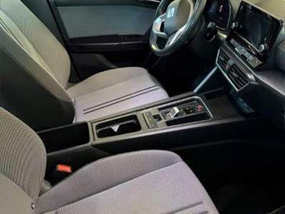 Seat Leon Sportstourer 1.0 eTSI 110 CV DSG Style Grigio usata Cagliari