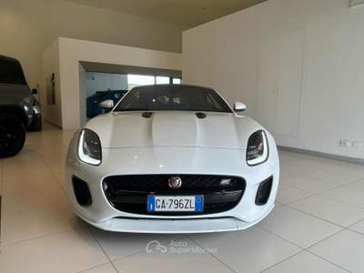 Jaguar F-Type 2.0 aut. Coupé Chequered Flag Bianco usata Massarosa