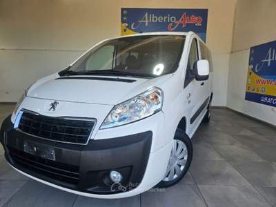 Peugeot Expert Tepee 2.0 HDi125CV Vetrato9 POSTI 4X4 IVA COMPRESA Bianco usata ADRANO