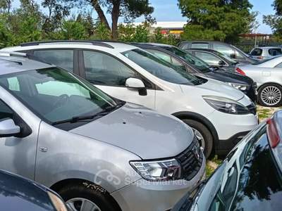 Lancia Ypsilon VENDESI BLOCCHI DI AUTO-(MIN 5)-PER OPERATORI DEL SETTORE Bianco usata Bisceglie