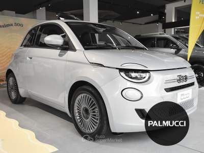 Fiat 500 500 Berlina Hybrid Pop Blu/Azzurro usata Prato
