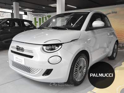 Fiat 500 500 Berlina Hybrid Pop Blu/Azzurro usata Prato