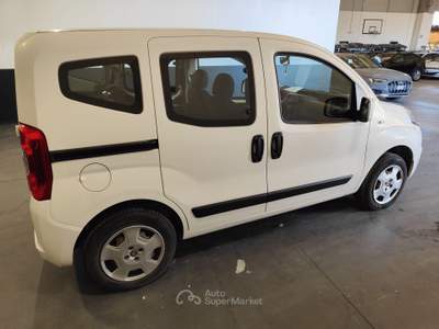 Fiat QUBO 1.4 8v 70cv Lounge Natural Power Bianco usata Milano