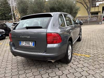Porsche Cayenne mod S 250 kw Grigio usata Firenze