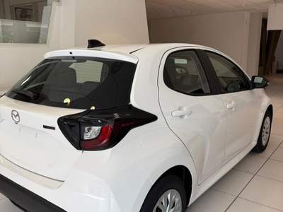 Mazda 2 Hybrid 1.5 VVT e-CVT Full Hybrid Electric Prime-Line usata Prato