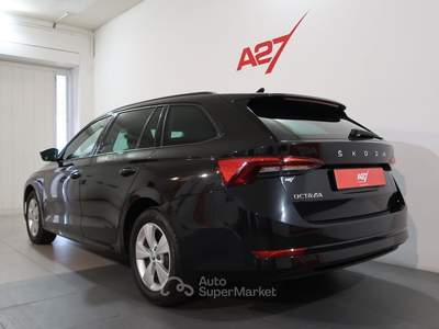 Skoda Octavia 2.0 TDI EVO 85KW AMBITION #CARPLAY#SENSORI PARCHEGGIO# Nero usata VILLORBA