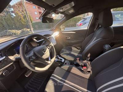 Opel Corsa 1.2 hybrid GS 100cv dct6 Solo 13.650 Km Bianco usata Meda
