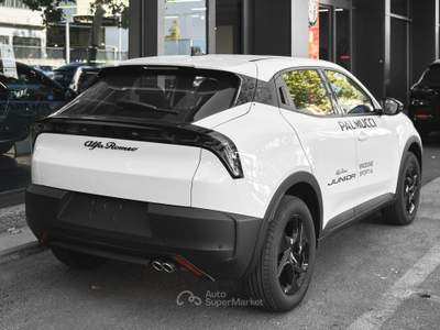 Alfa Romeo Junior Junior 1.2 145 CV Hybrid eDCT6 Grigio usata Prato